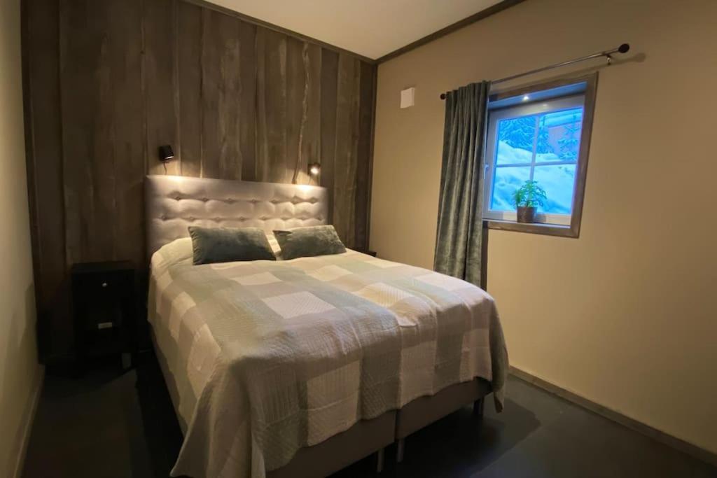 Järvsö Modern Stuga Med Ski Lodge Kaensla מראה חיצוני תמונה
