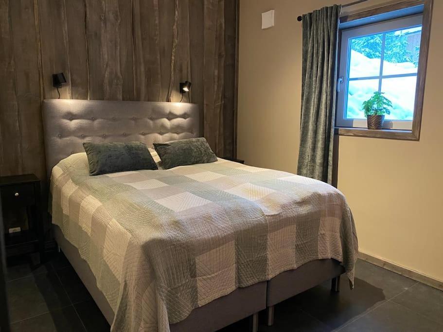 Järvsö Modern Stuga Med Ski Lodge Kaensla מראה חיצוני תמונה